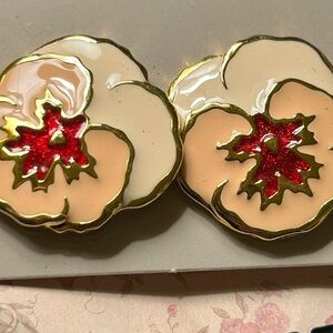 Vintage Avon Floral Enamel Earrings in Peach, Cream & Red 1990 New in Box